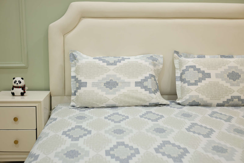 Icy Dune Geometric King Bedsheet Set