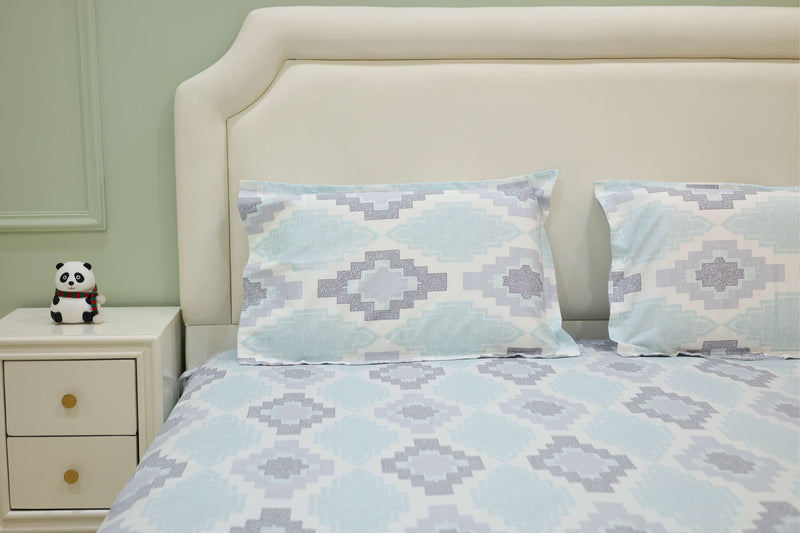 Aqua Mirage Geometric King Bedsheet Set