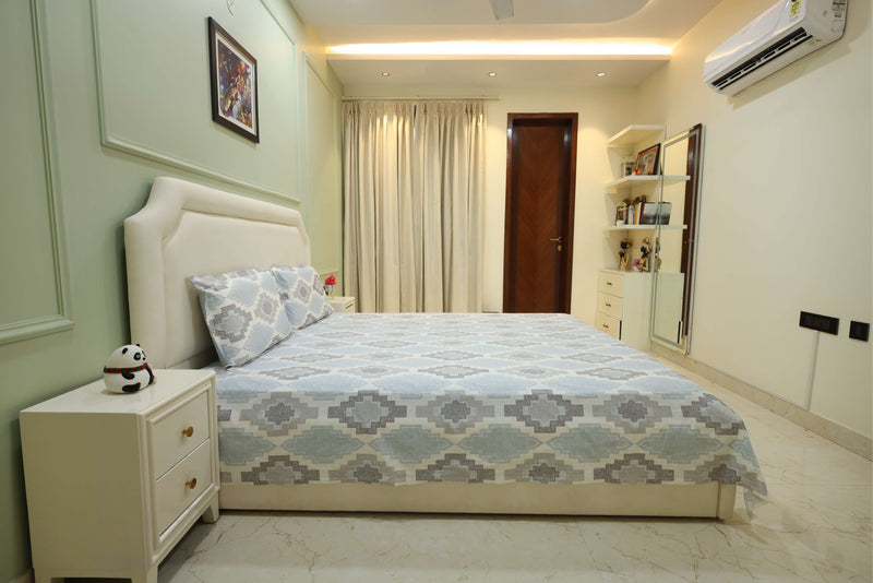 Glacier Mist Geometric King Bedsheet Set