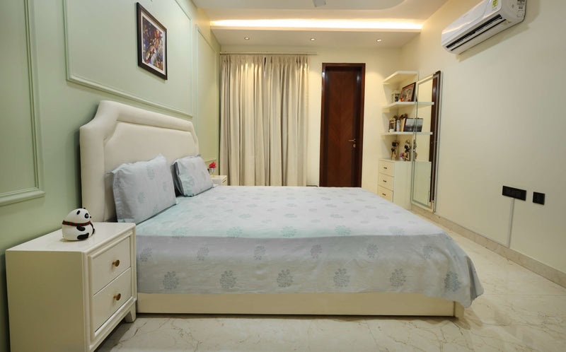 Misty Blue Grace Self-Design King Bedsheet Set